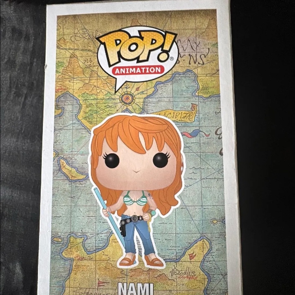 Funko Pop Animation Nami with Orange Hair - Picture 4 of 6